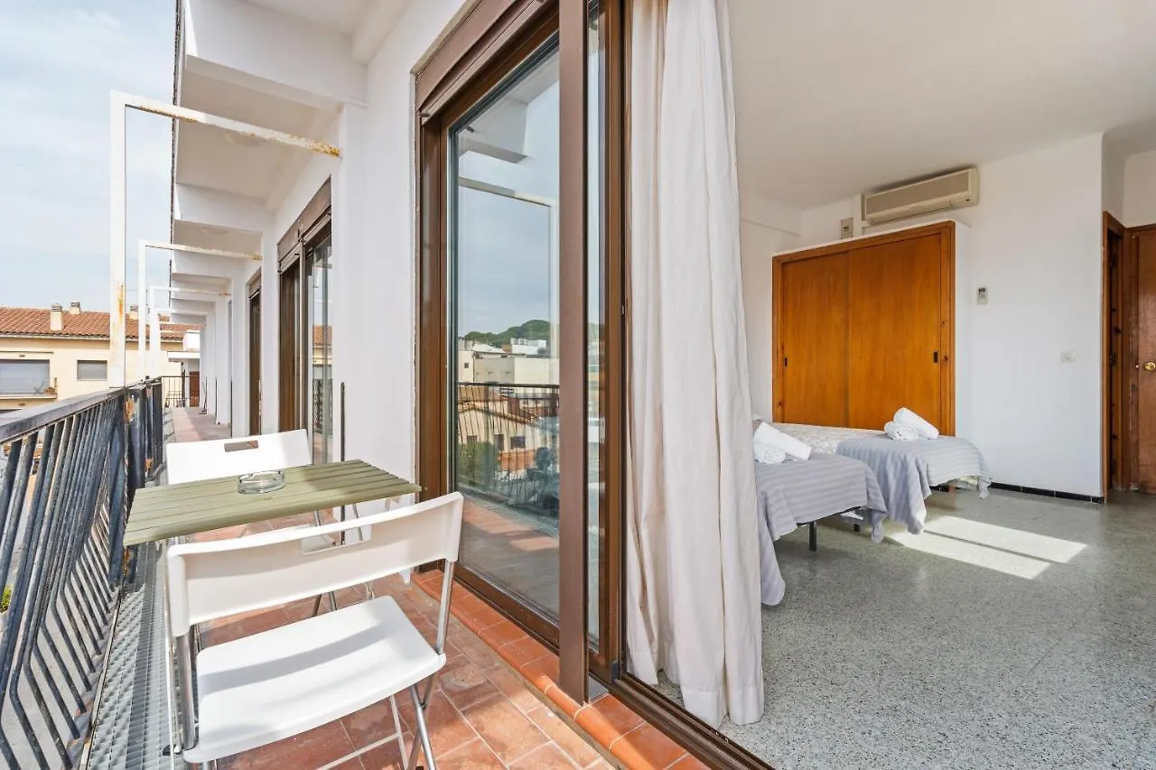 פלטחה ד'ארו Hostal La Marina ספרד