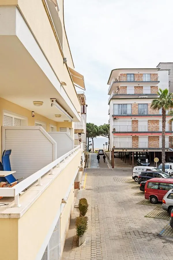 פלטחה ד'ארו Hostal La Marina 2*, פלטחה ד'ארו ספרד